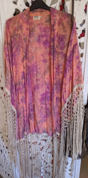 Spell & The Gypsy Kimonos & Dresses, pinks, reds - Picture 2 of 8